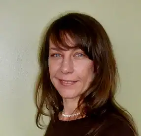 Experienced doula supporting new mothers and families.